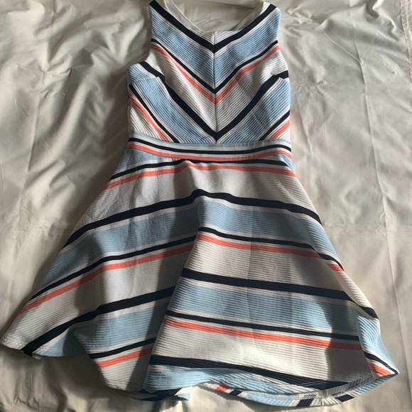 White Striped A Line Dress - Picture 5 of 10